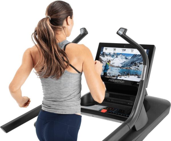 Freemotion i22.9 Incline Trainer - Demo Model