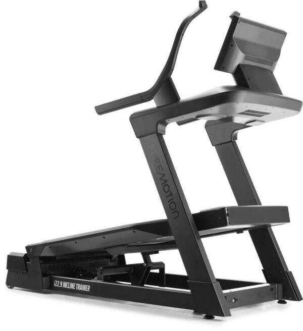 Freemotion i22.9 Incline Trainer - Demo Model